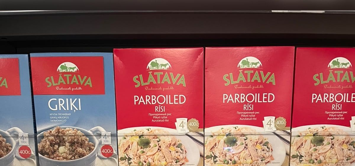 SLĀTAVA graudaugi veikala plauktā